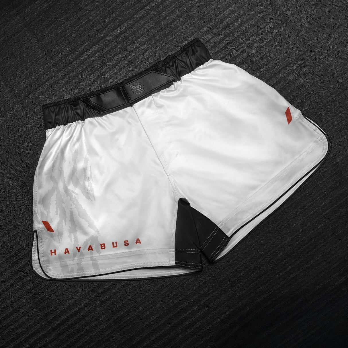 Hayabusa MMA Shorts Apex Mid - Off-White