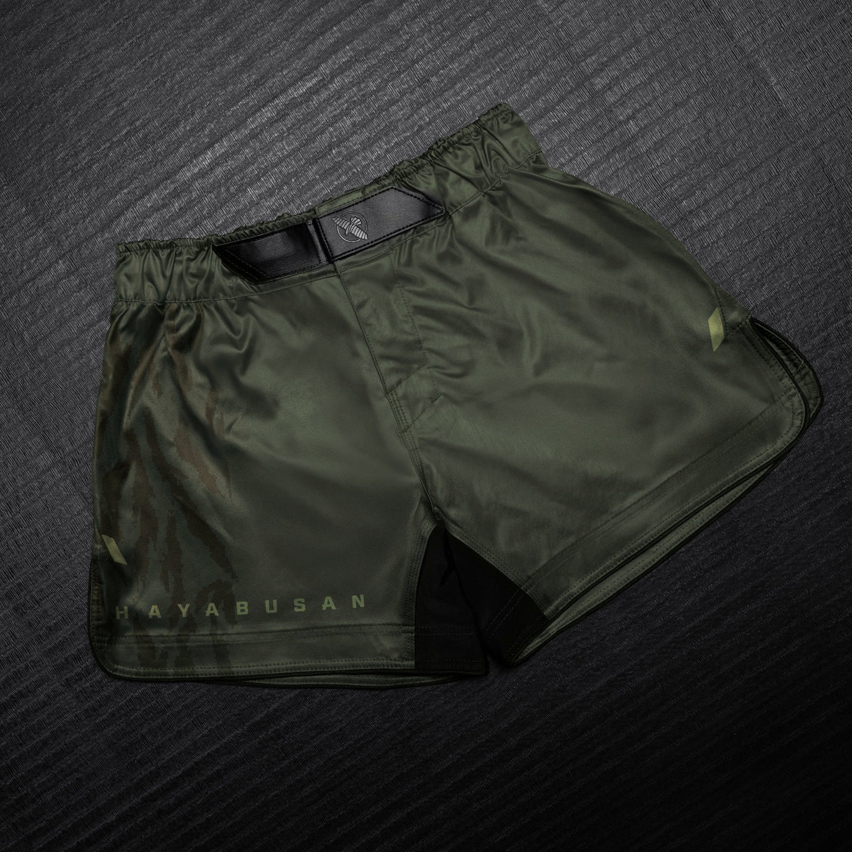 Hayabusa MMA-Shorts Apex Mid - Taktisch Grün
