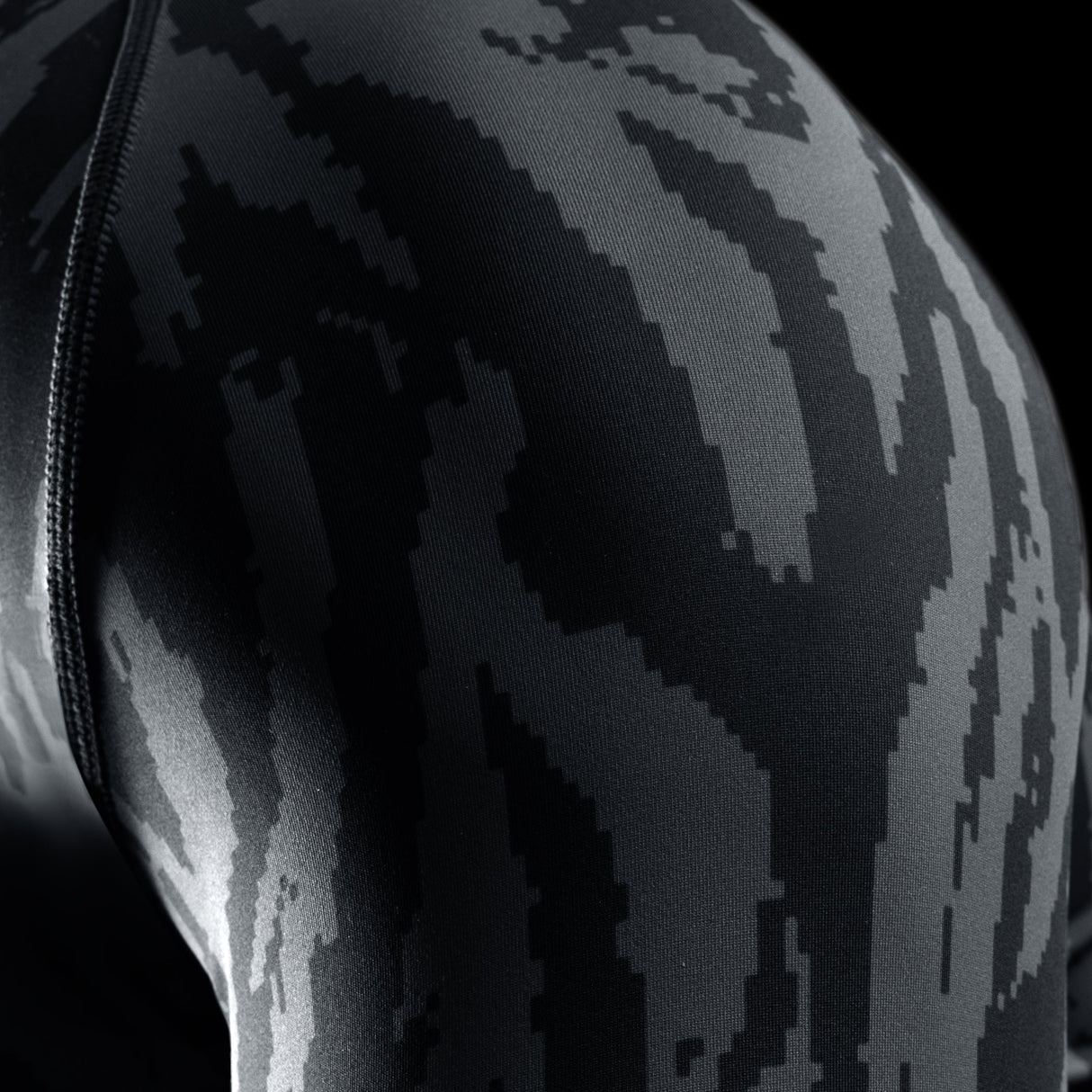 Hayabusa Rashguard Apex Kurzarm - Carbon-Schwarz