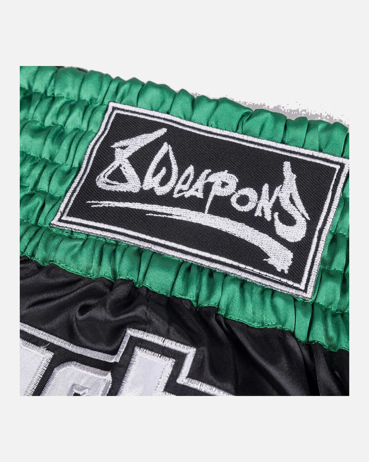 8 WEAPONS Muay Thai Shorts West Coast - Grün