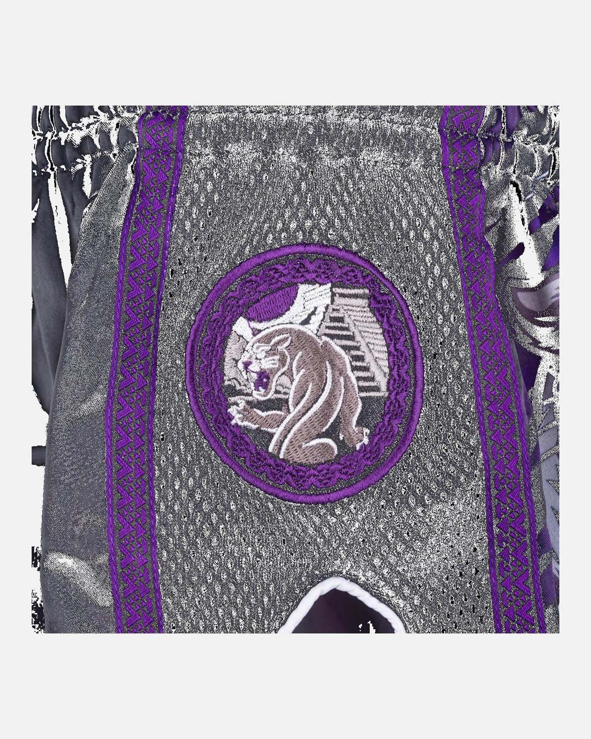 8 WEAPONS Muay-Thai-Shorts Beastial Panther - Schwarz/Lila