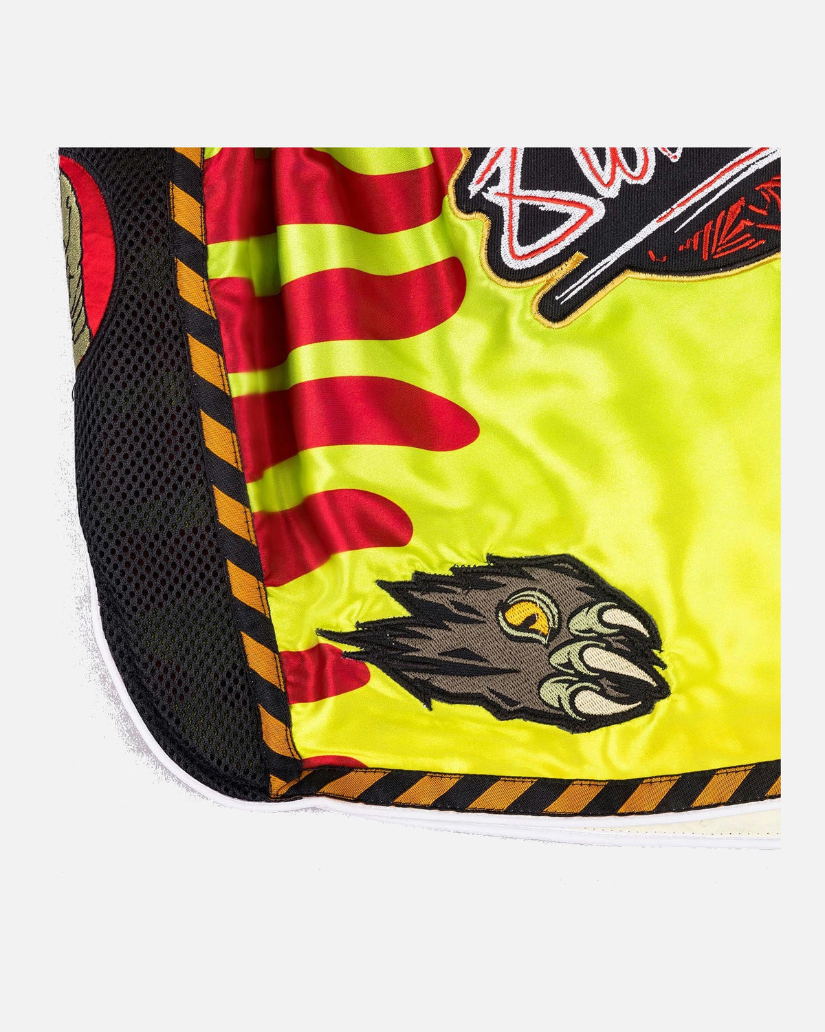 8 WEAPONS Muay-Thai-Shorts Jurassic - Neon Grün/Blutrot
