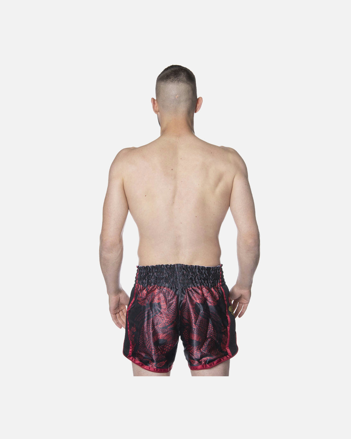 8 WEAPONS Muay Thai Shorts Naga - Schwarz/Rot