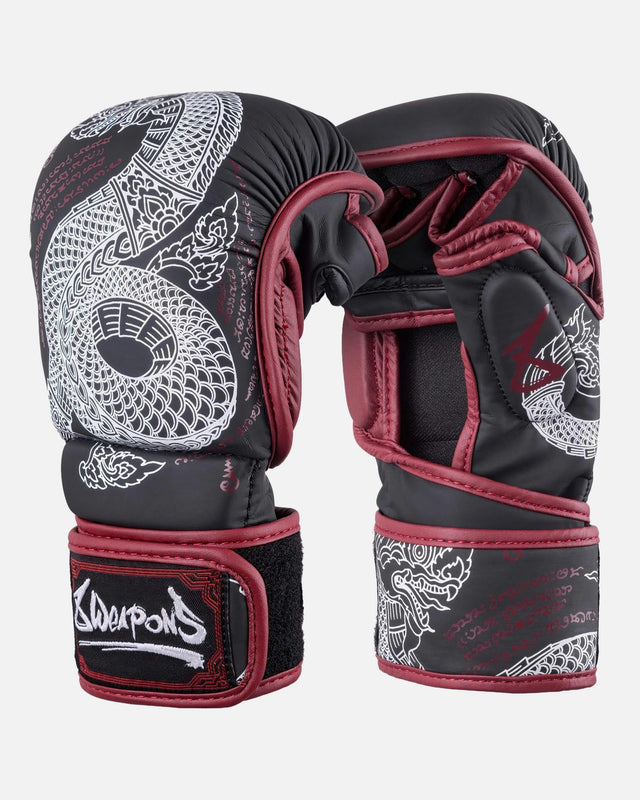 8 WEAPONS MMA Handschuhe Sak Yant Naga - Schwarz/Weinrot