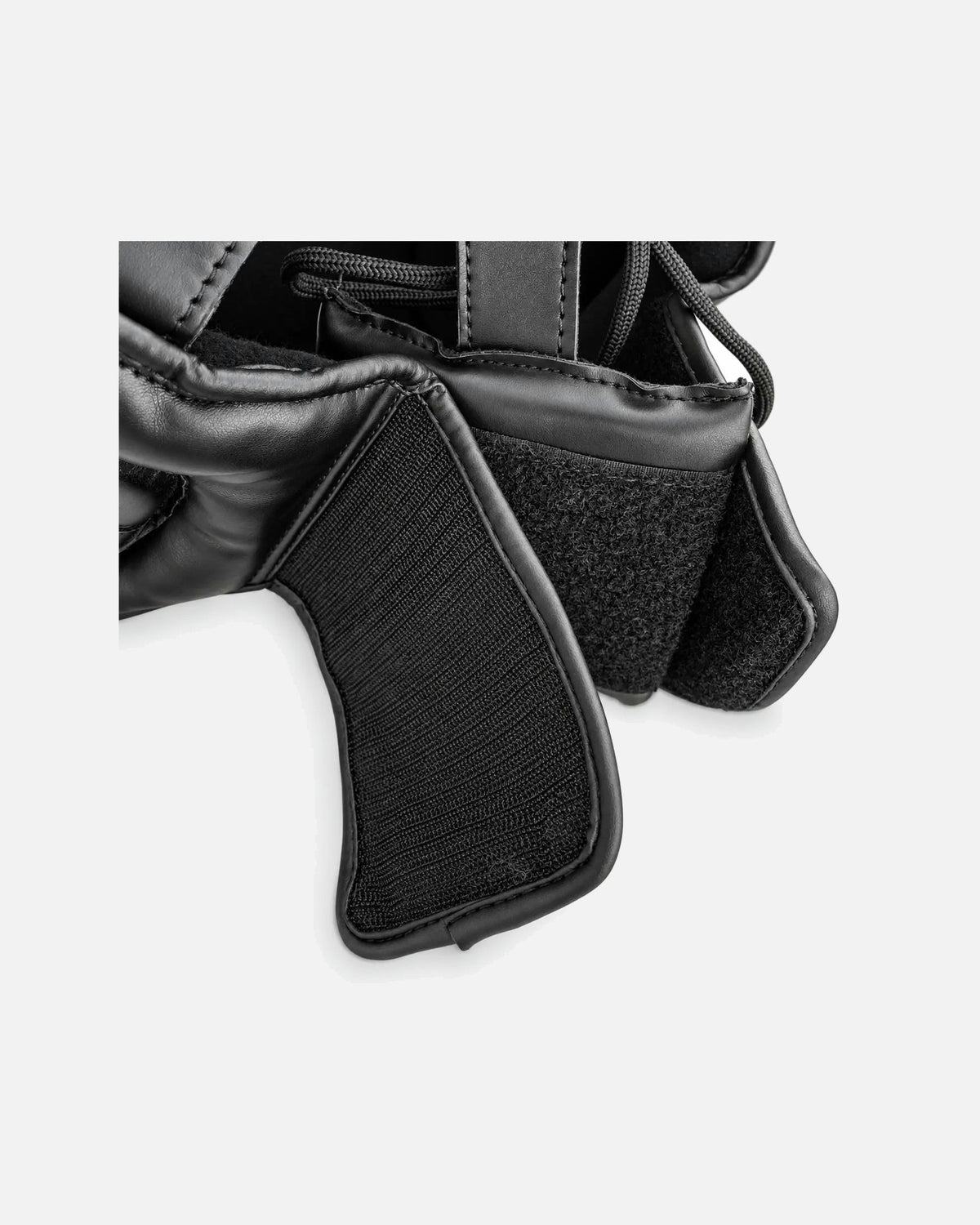 8 WEAPONS Kopfschutz Unlimited 2.0 - Schwarz
