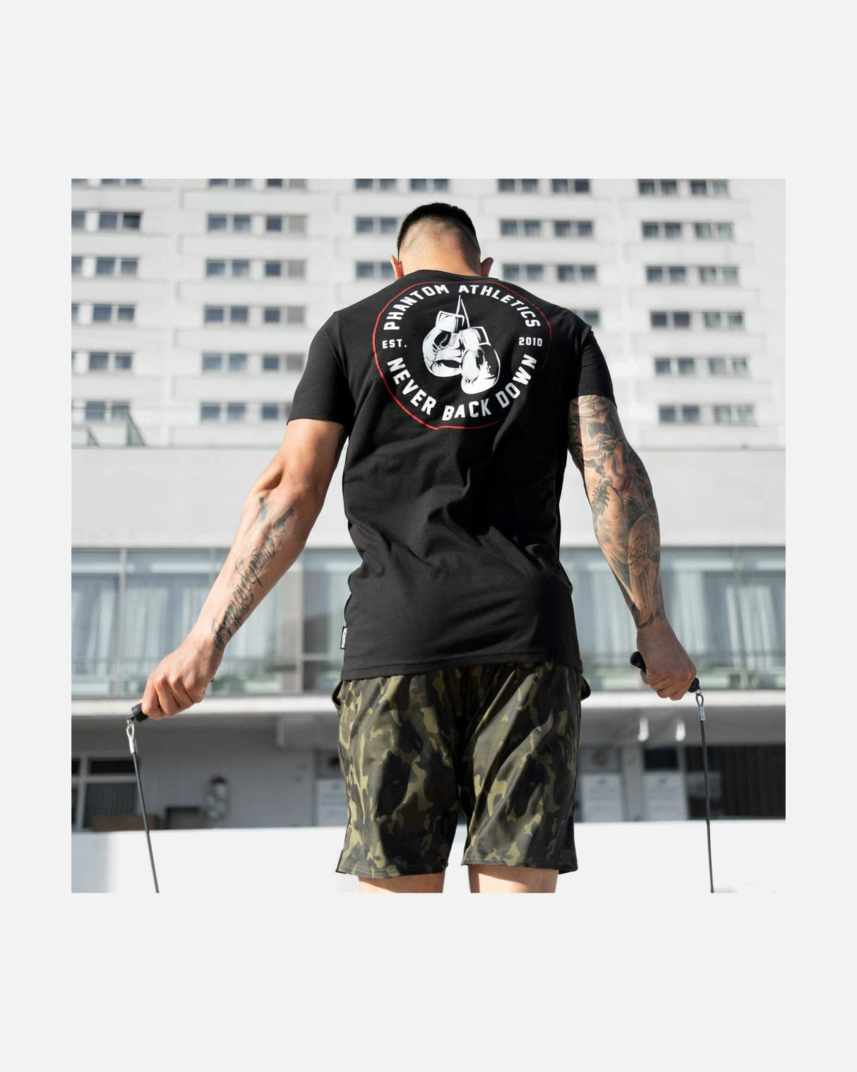 Phantom Athletics T-Shirt Never Back Down - Schwarz