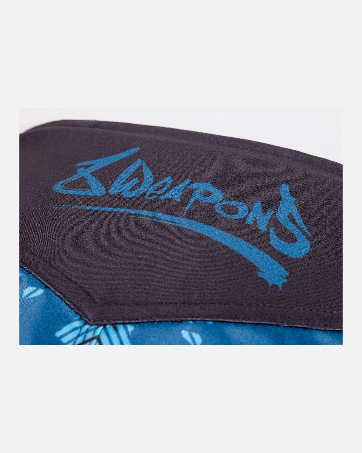 8 WEAPONS MMA Shorts Hit 2.0 - Marineblau/Schwarz