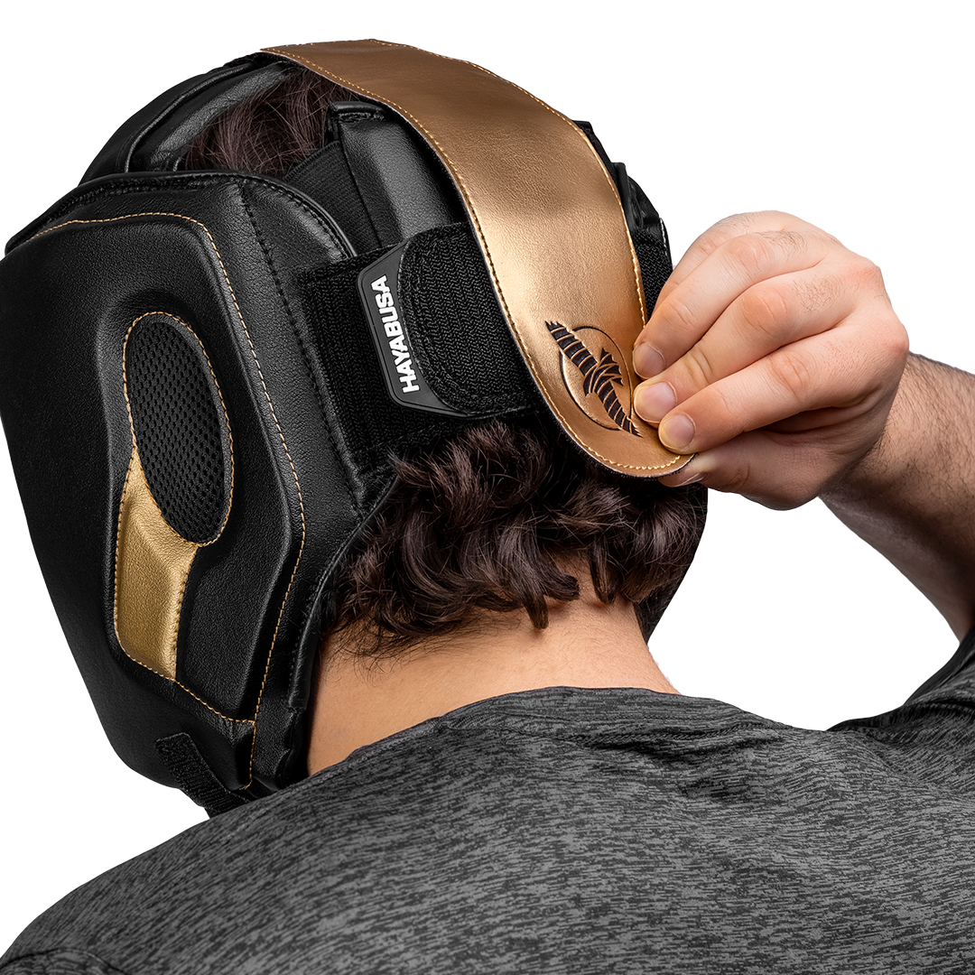 Hayabusa Kopfschutz T3 mit Wangenschutz - Schwarz/Gold