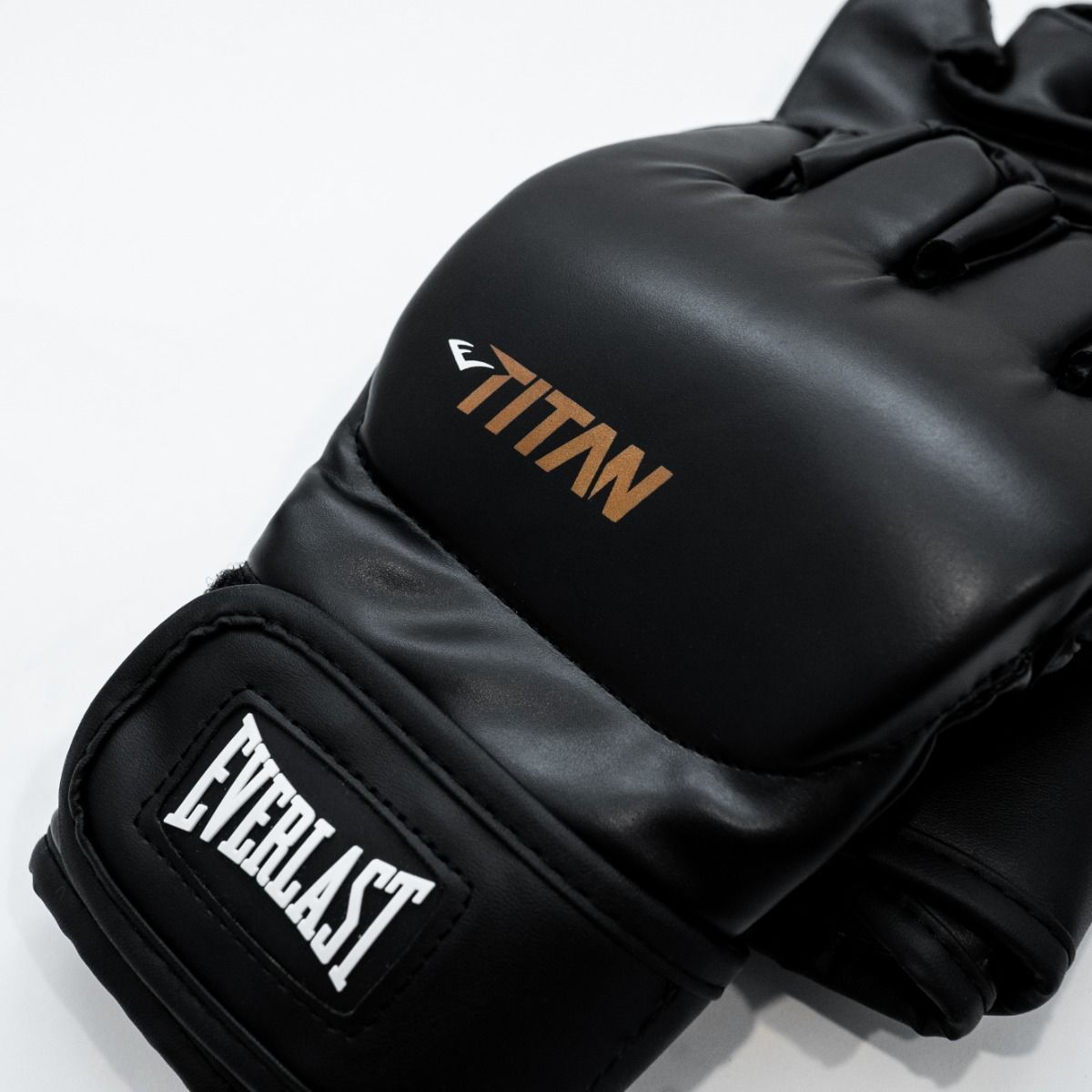 Everlast MMA Handschuhe Titan - Schwarz