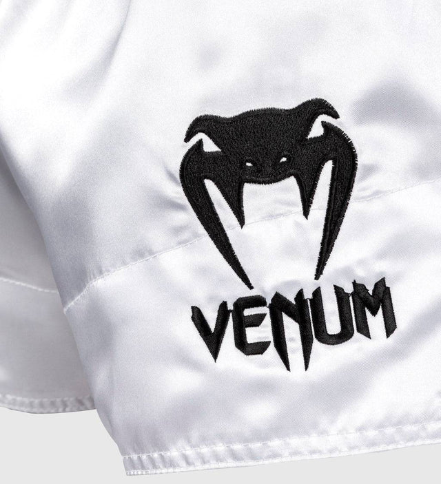 Venum Muay Thai Shorts Classic - Weiss/Schwarz - The Fight Company Deutschland