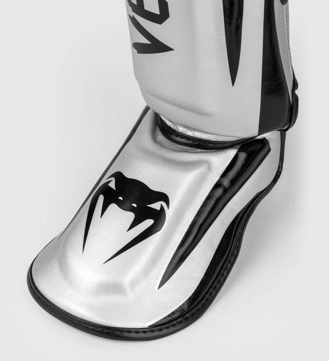 Venum Schienbeinschoner Elite - Silber/Schwarz - The Fight Company Deutschland