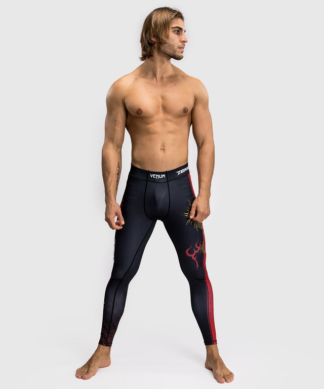 Venum x TEKKEN 8 - Spats - Marshall Law - Zwart/Rood/Goud