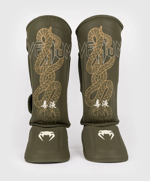 Venum Schienbeinschoner Serpenti - Kaki-Grün