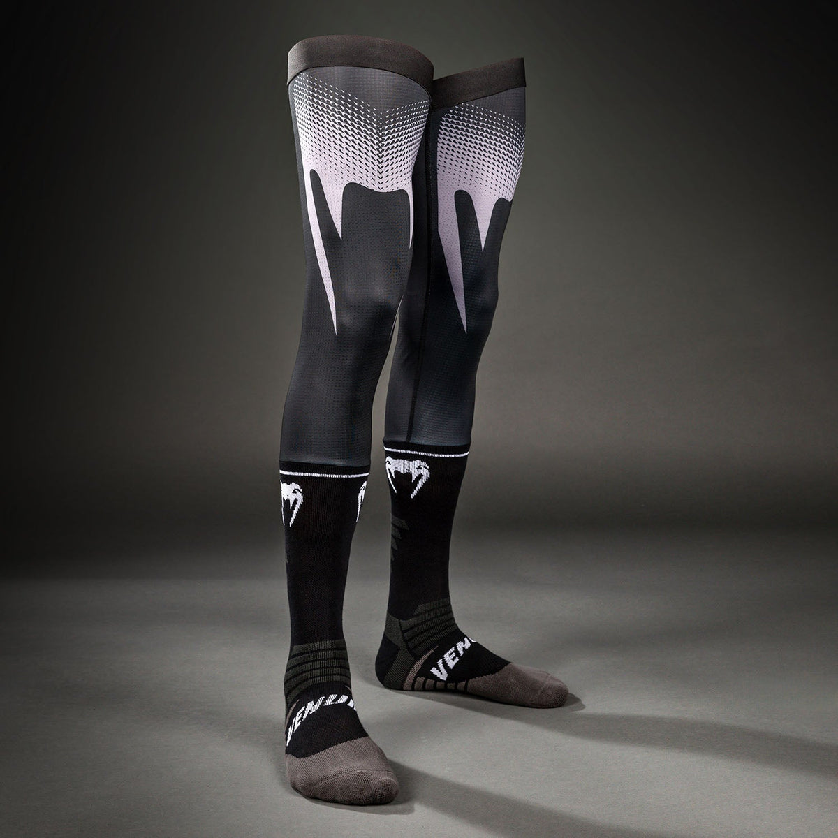 Venum MX Basics Socken - Schwarz/Weiß