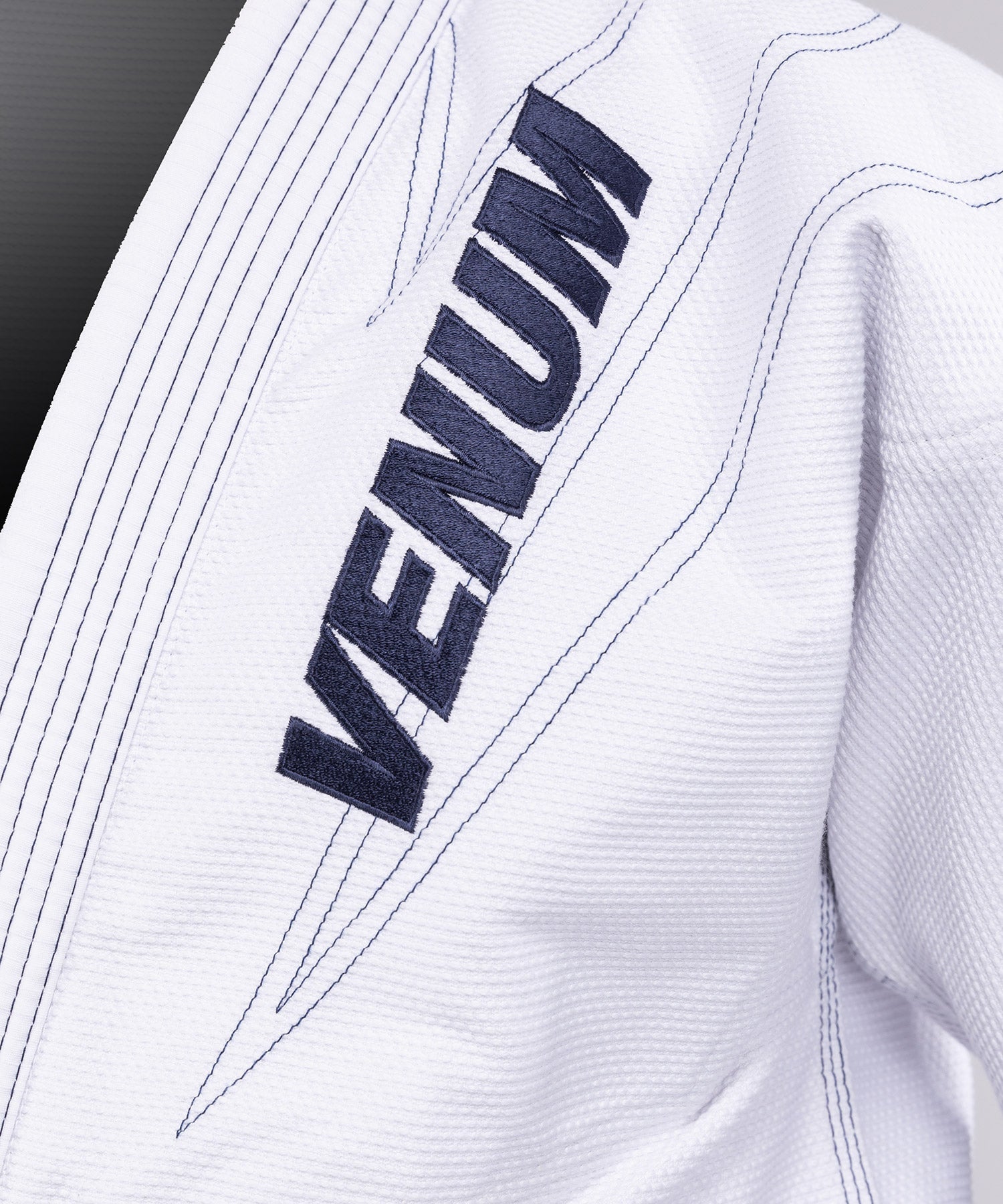 Venum BJJ Gi Elite 5.0 – 450 – Weiss