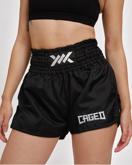 Caged Muay Thai Shorts Classic - Schwarz/Weiss vrouw