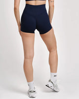 Caged Essential Shorts - Marineblau