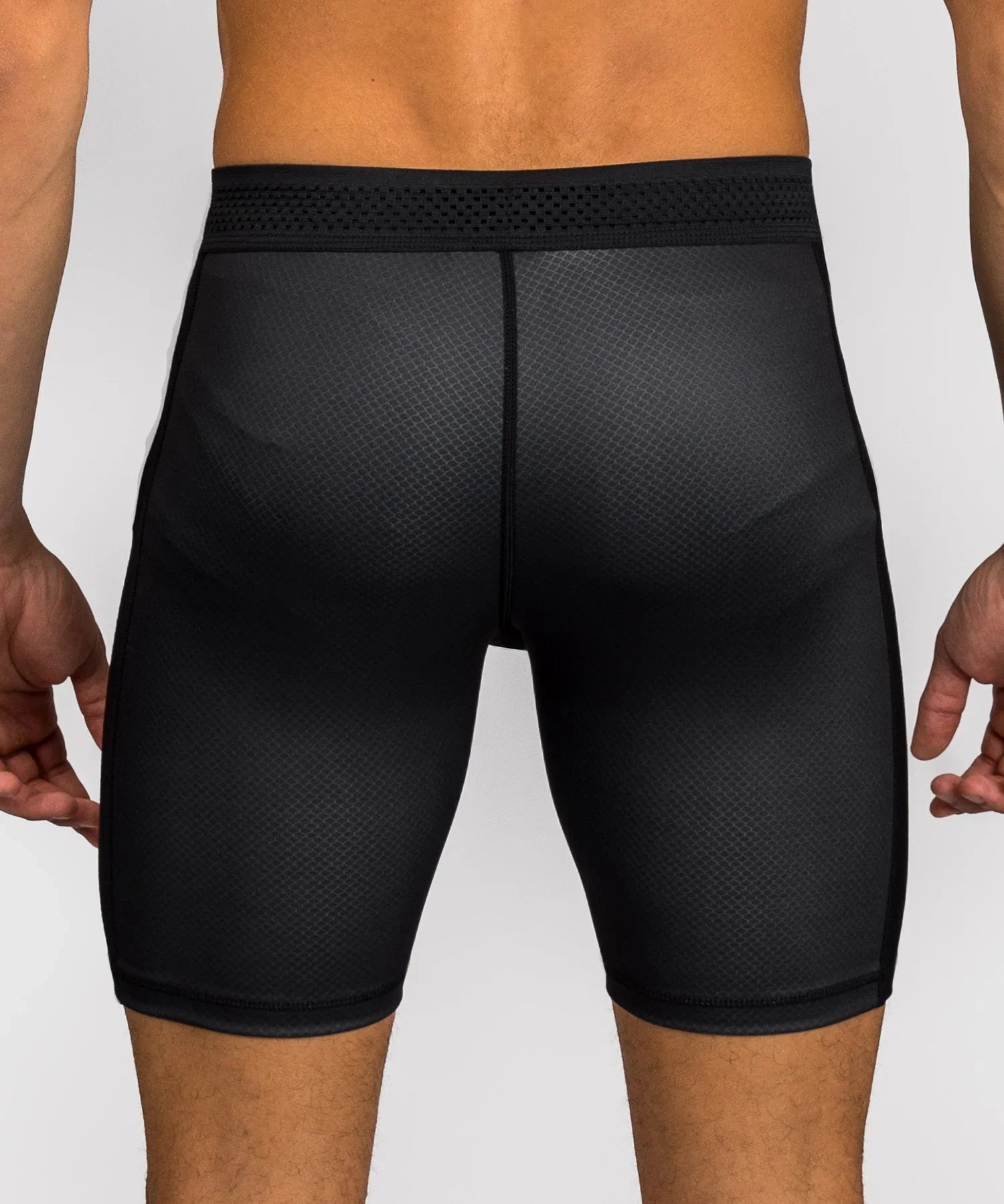 Venum No Gi Vale Tudo Shorts – Schwarz/Weiss