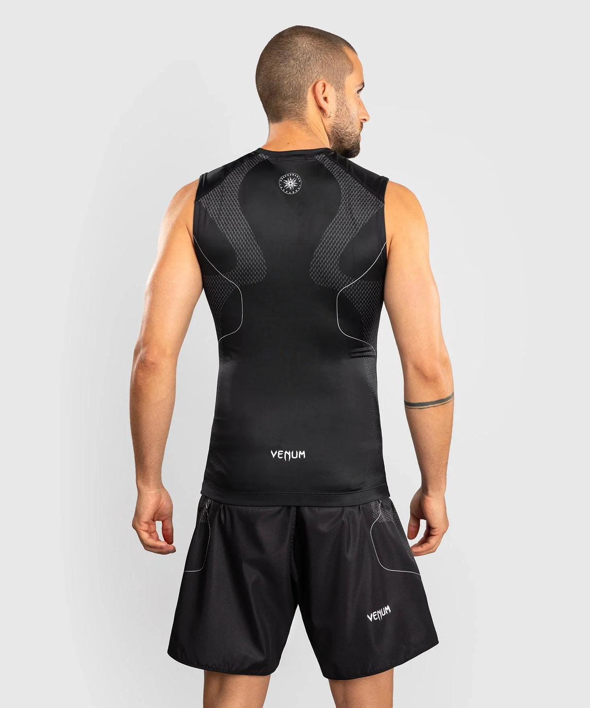 Venum Rashguard Ärmellos Nexus – Schwarz