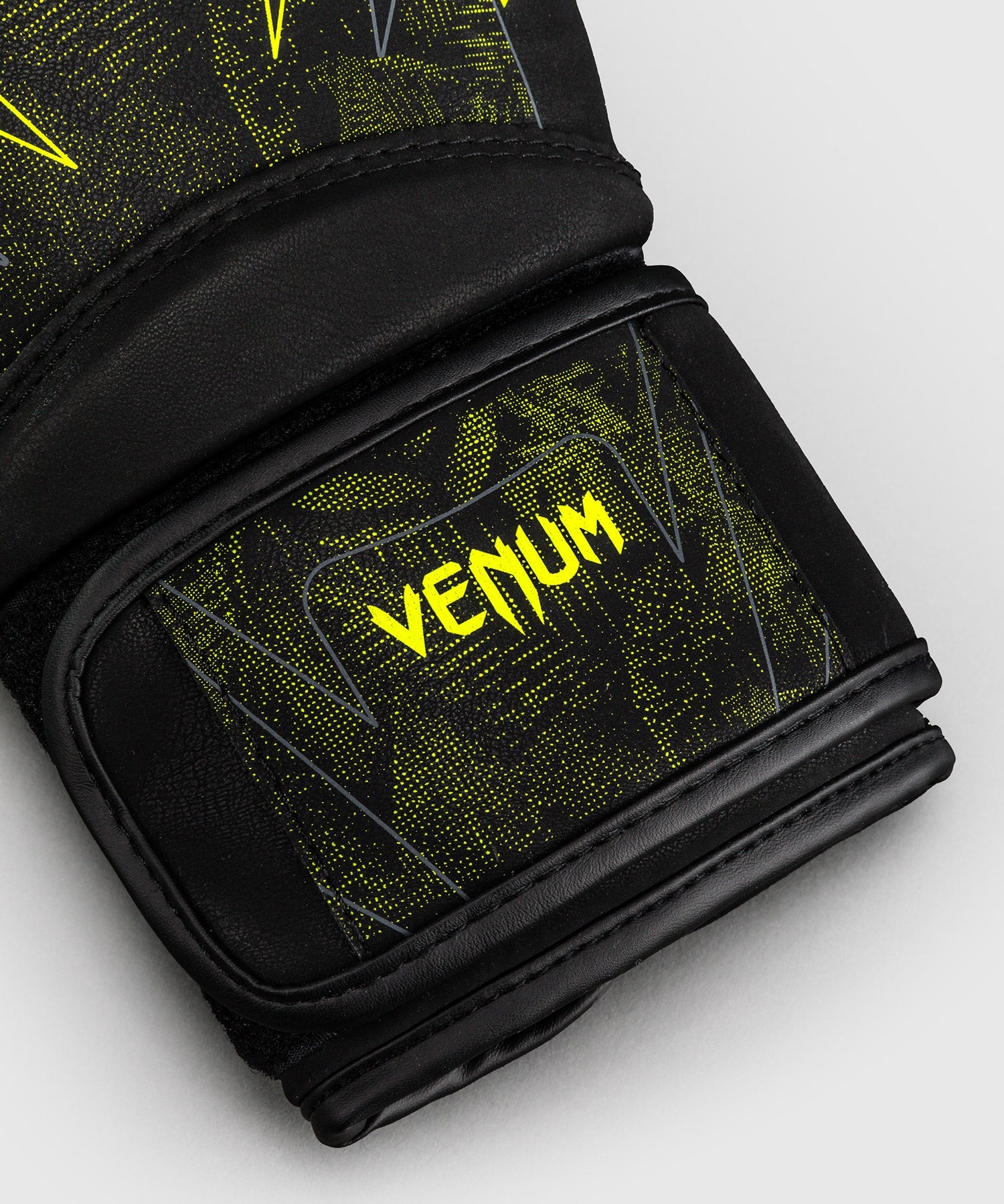 Venum Boxhandschuhe Impact Amazonia Reborn - Schwarz/Grün