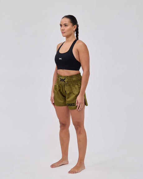 Caged Muay Thai Shorts Classic - Khaki Grün/Schwarz vrouw