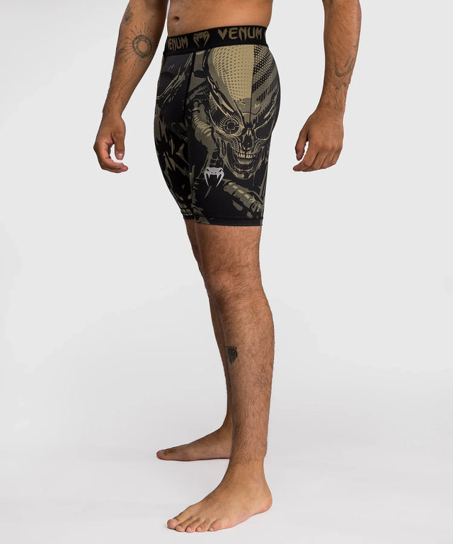 Venum Kompressionsshorts Invader – Schwarz/Sand