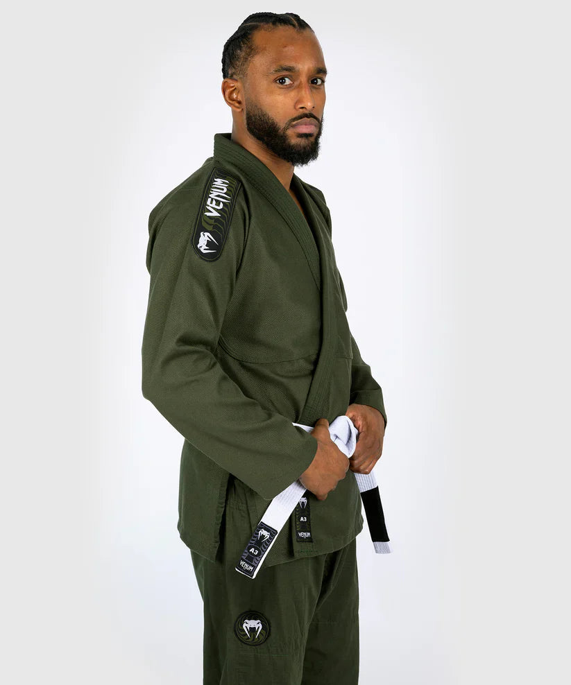Venum BJJ Gi First - Khaki Grün - inkl. weißem Gürtel