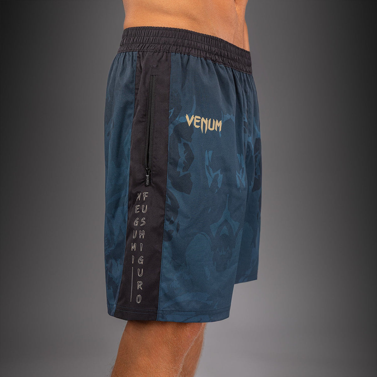 Venum Trainingsshorts Fushiguro - Blau
