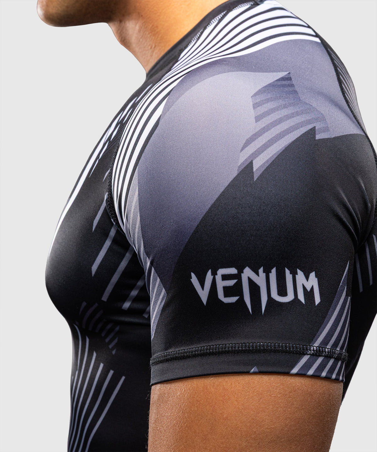 Venum Rashguard No-Gi 6.0 Kurzarm - Schwarz/Weiß
