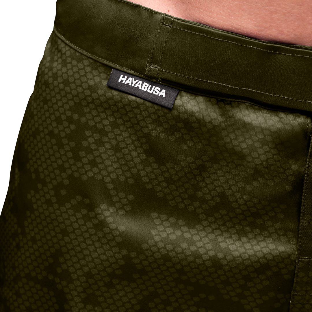 Hayabusa MMA Shorts Hex Mid-Thigh - Grün