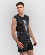 Venum Tank Top Karate Combat – Schwarz/Grau