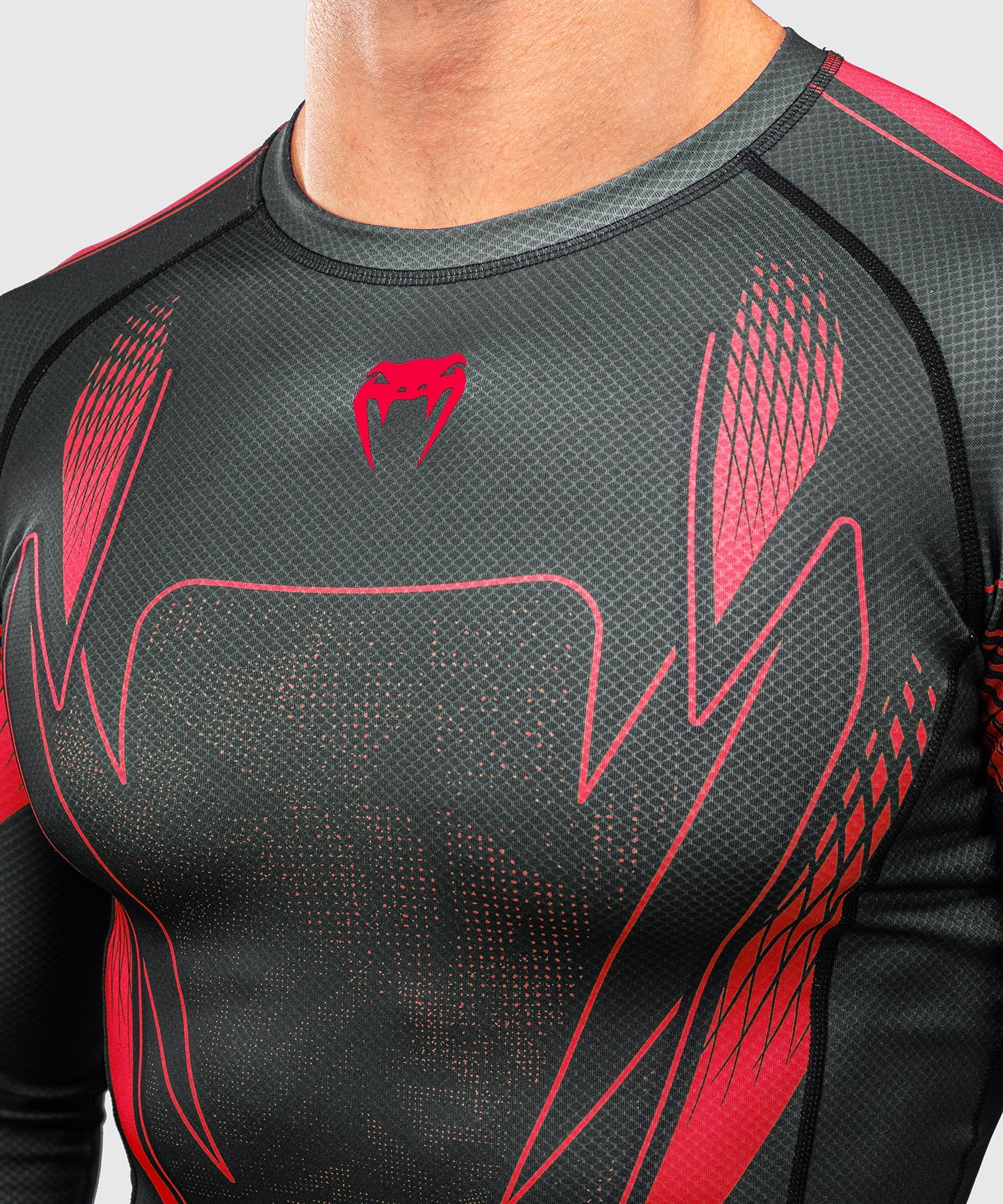 Venum Rashguard Amazonia Reborn Lange Ärmel - Schwarz/Rot