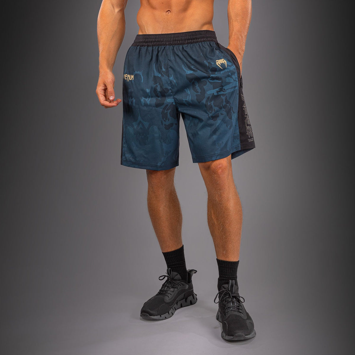 Venum Trainingsshorts Fushiguro - Blau
