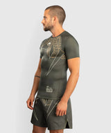 Venum Rashguard Kurzarm Serpenti – Khaki Grün