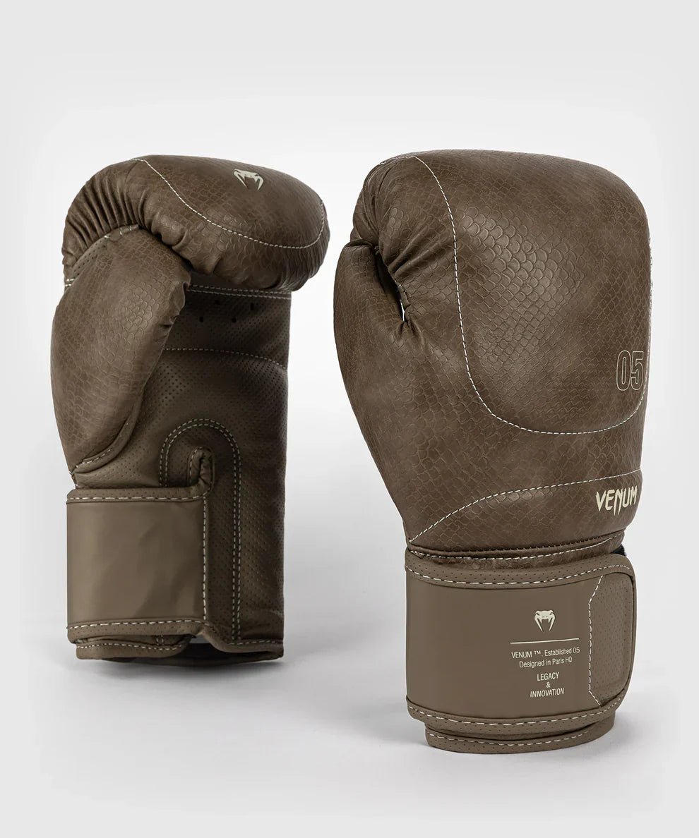 Venum Boxhandschuhe Impact Evo Scales – Braun