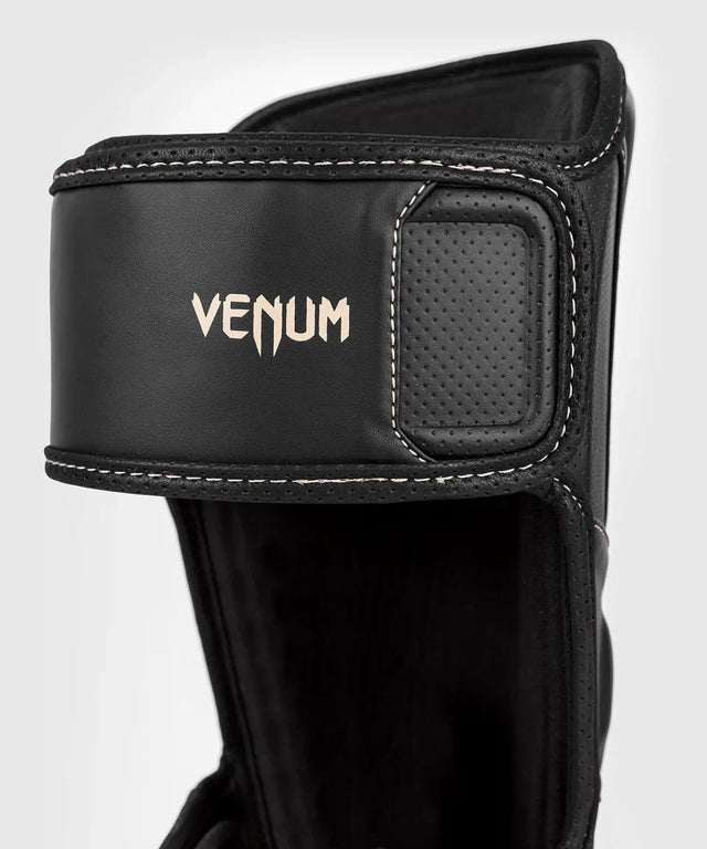 Venum Schienbeinschoner Impact Evo - Schwarz