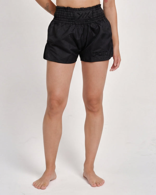 Caged Muay Thai Shorts Classic – Schwarz/Schwarz