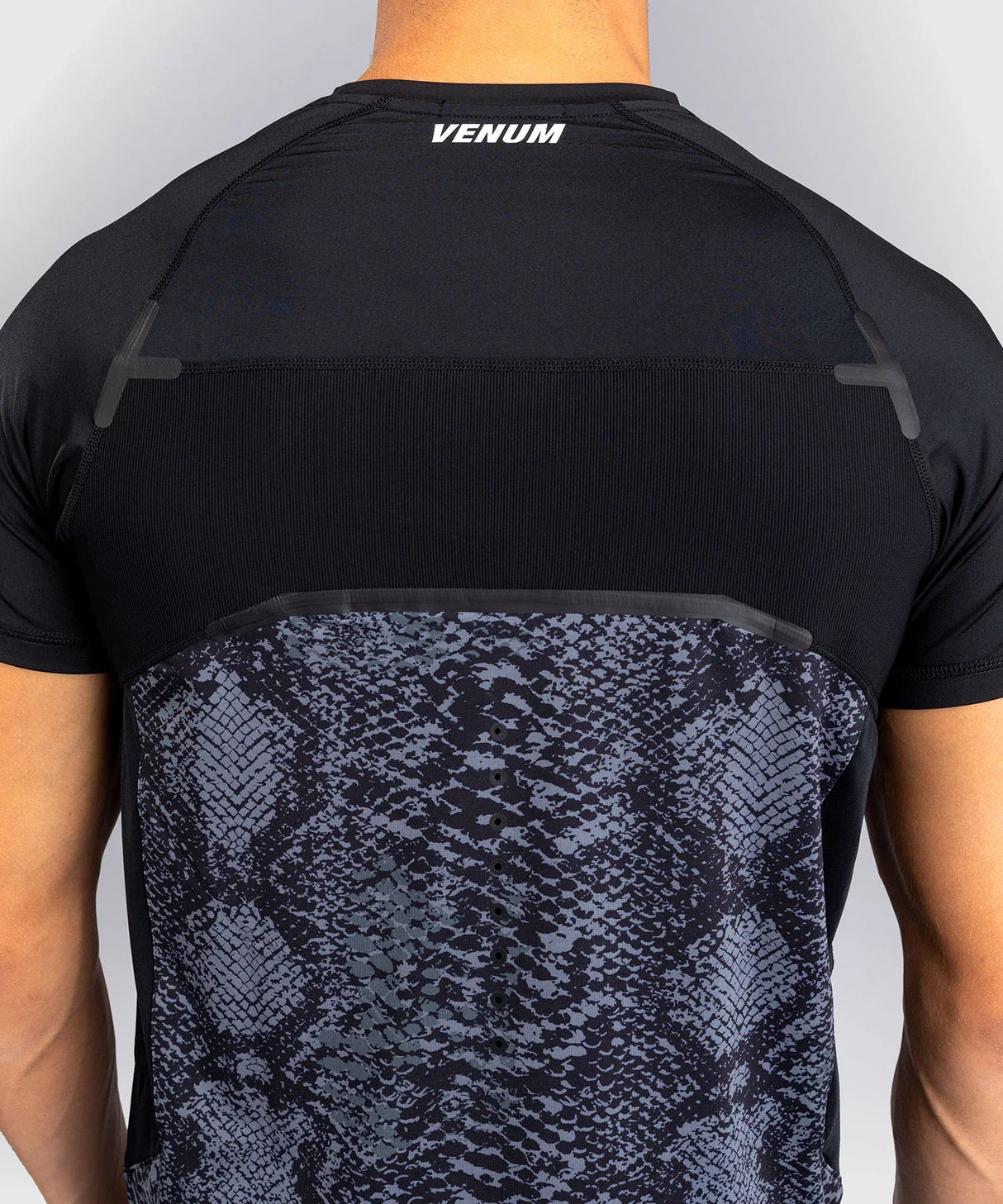 Venum Dry-Tech T-Shirt G-Fit Scales – Schwarz/Grau