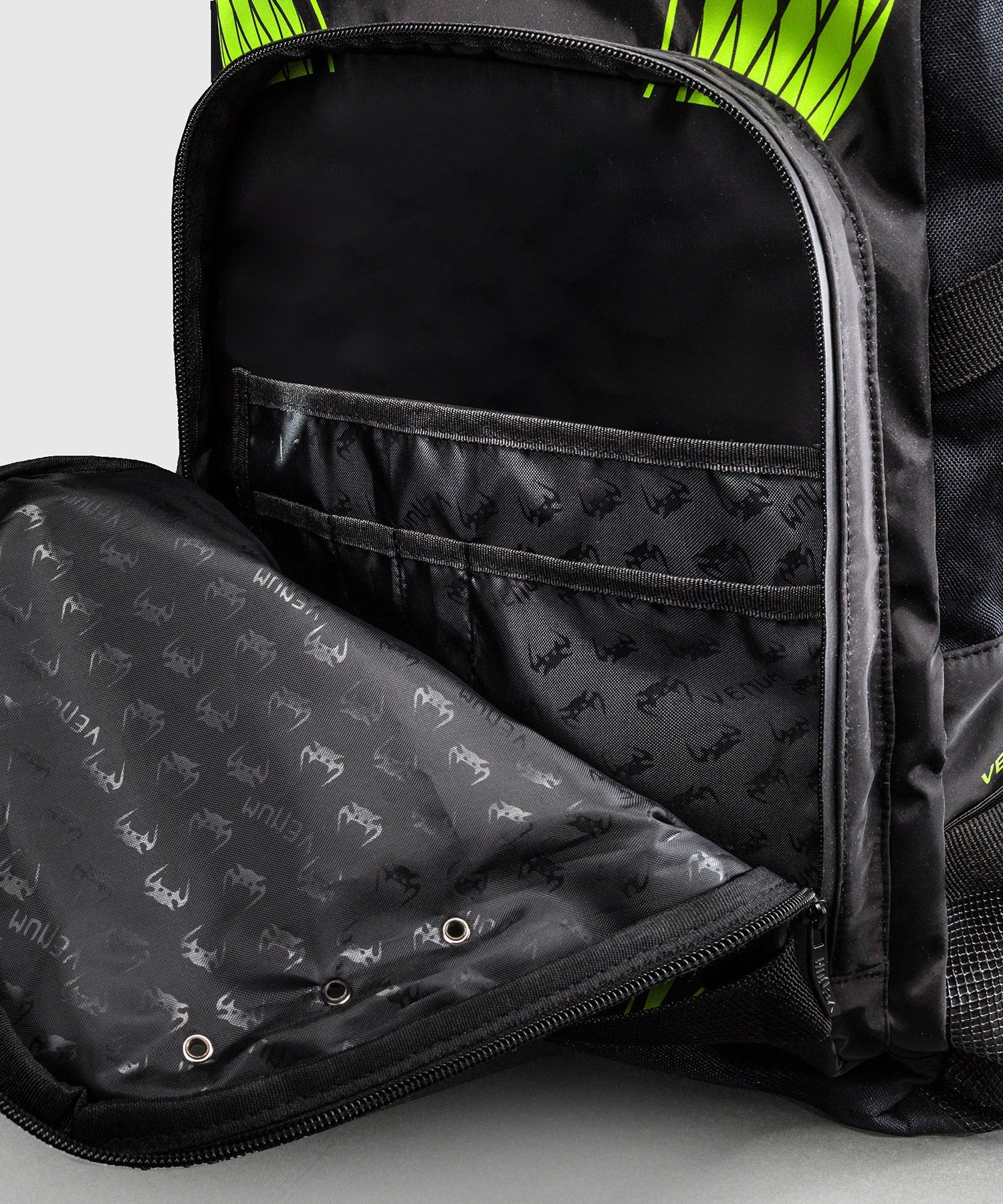 Venum Rucksack Amazonia Reborn L - Schwarz/Grün