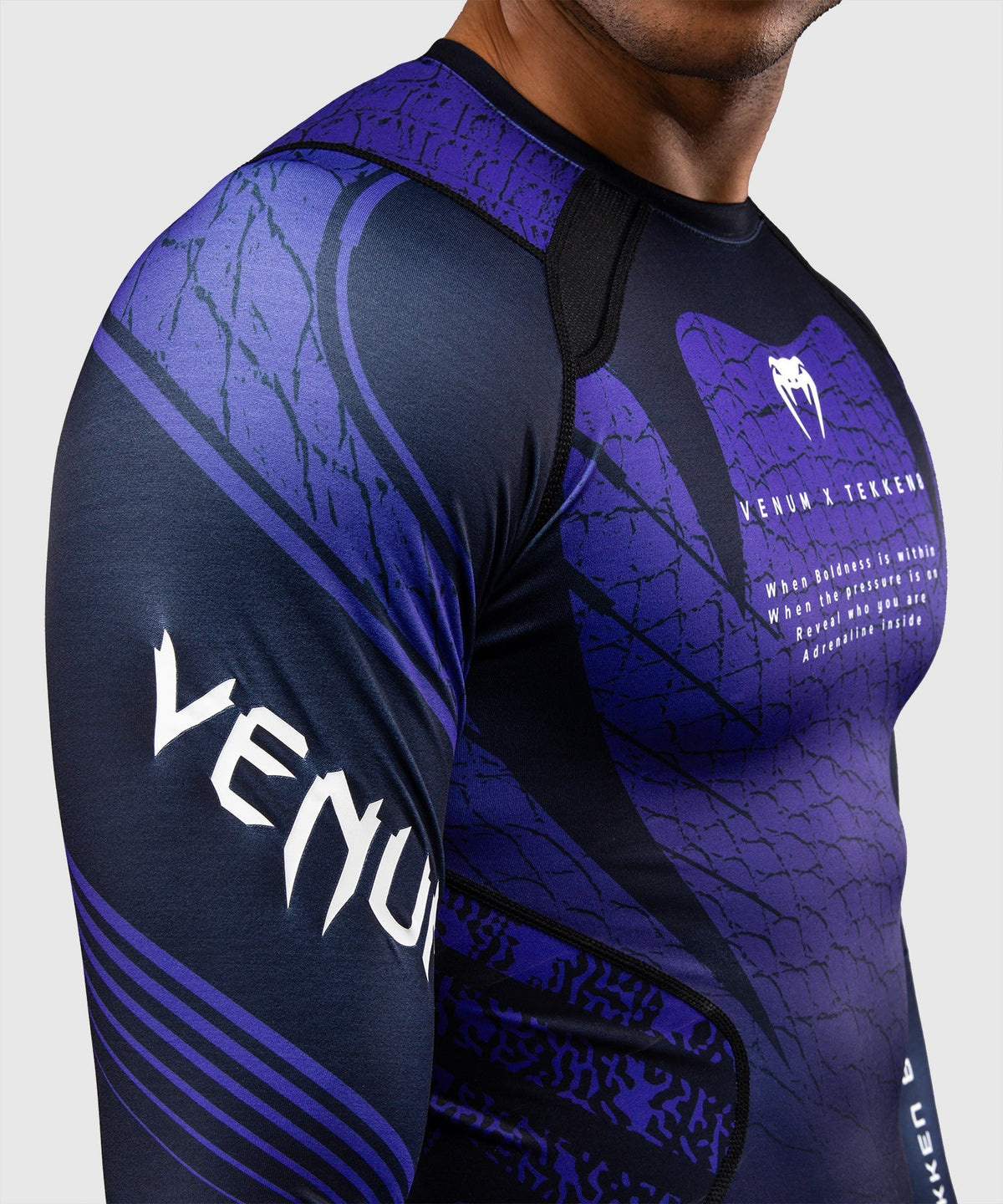 Venum Rashguard x TEKKEN 8 Kazuya Lange Ärmel - Schwarz/Lila