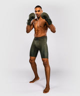 Venum MMA Shorts Stealth - Khaki/Dunkelgrün