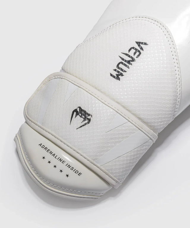 Venum Boxhandschuhe Challenger 4.0 Scales – Elfenbein