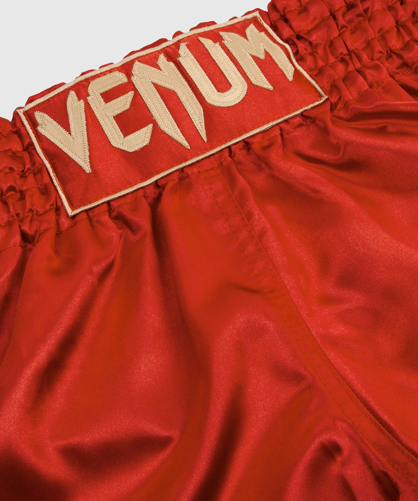 Venum Muay Thai Shorts Classic - Rot/Gold