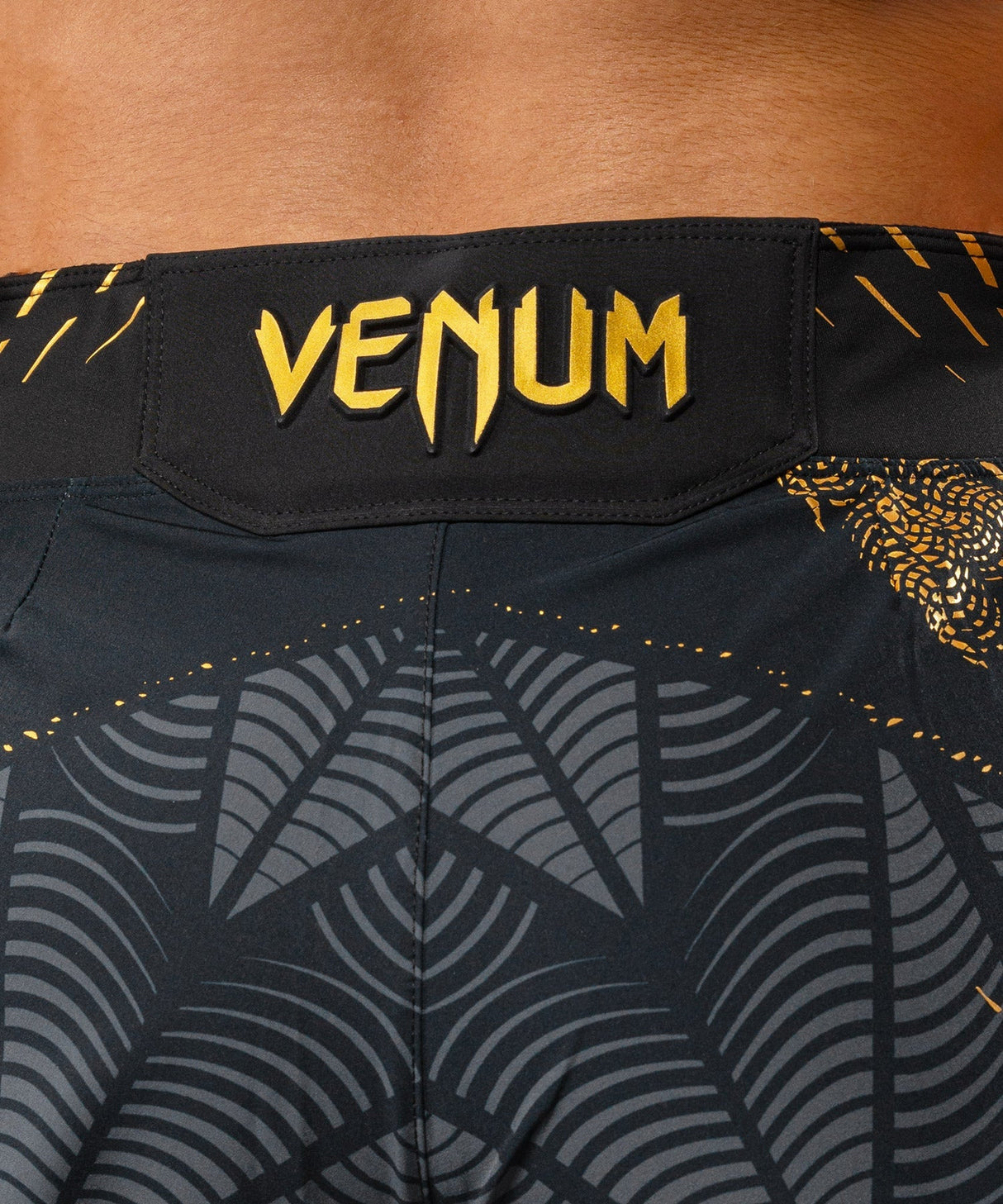 Venum UFC MMA Shorts Zenith Damen - Champion