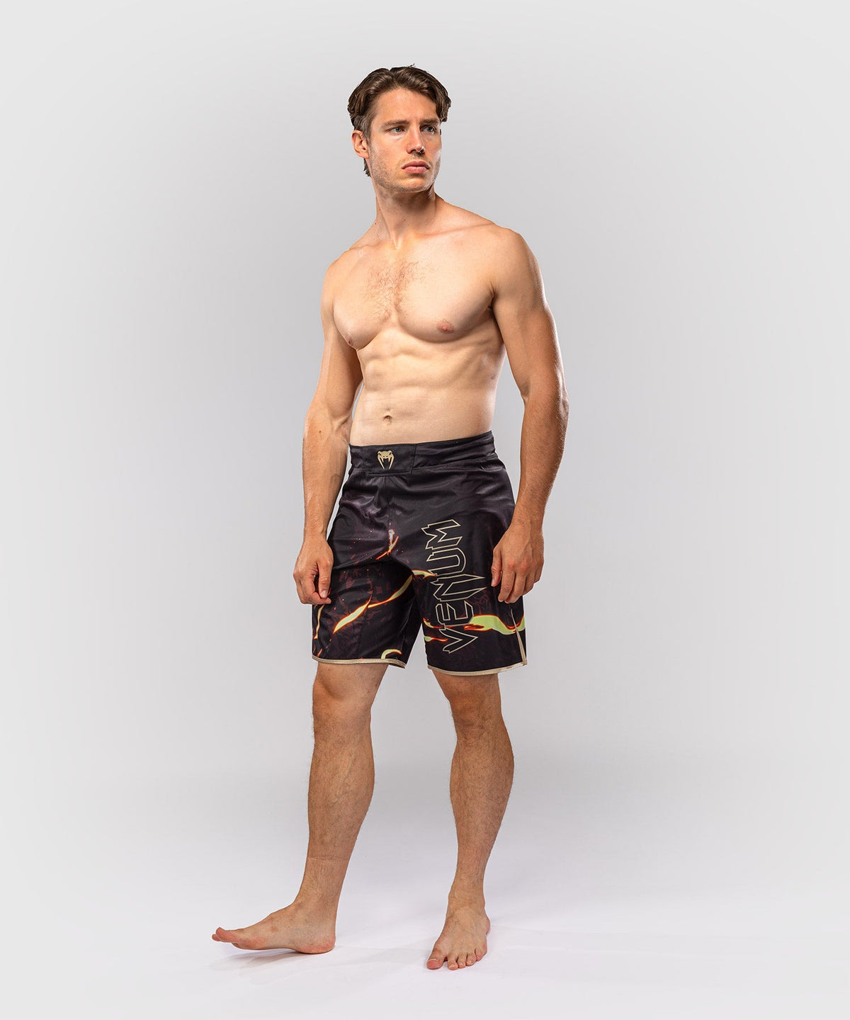 Venum MMA Shorts x Jujutsu Kaisen Sukuna - Schwarz/Beige