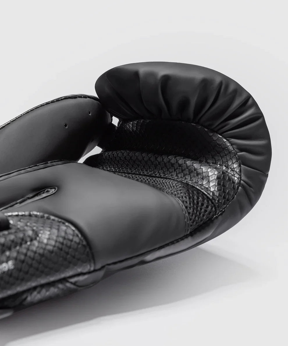Venum Boxhandschuhe Challenger 4.0 Scales – Schwarz