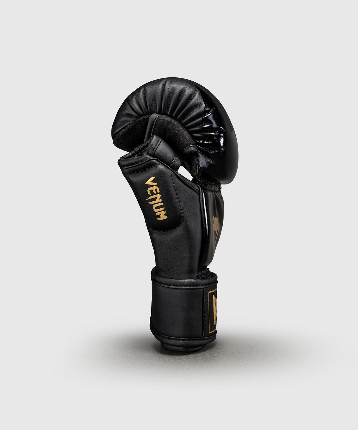 Venum MMA-Handschuhe Attack 2.0 – Schwarz/Gold