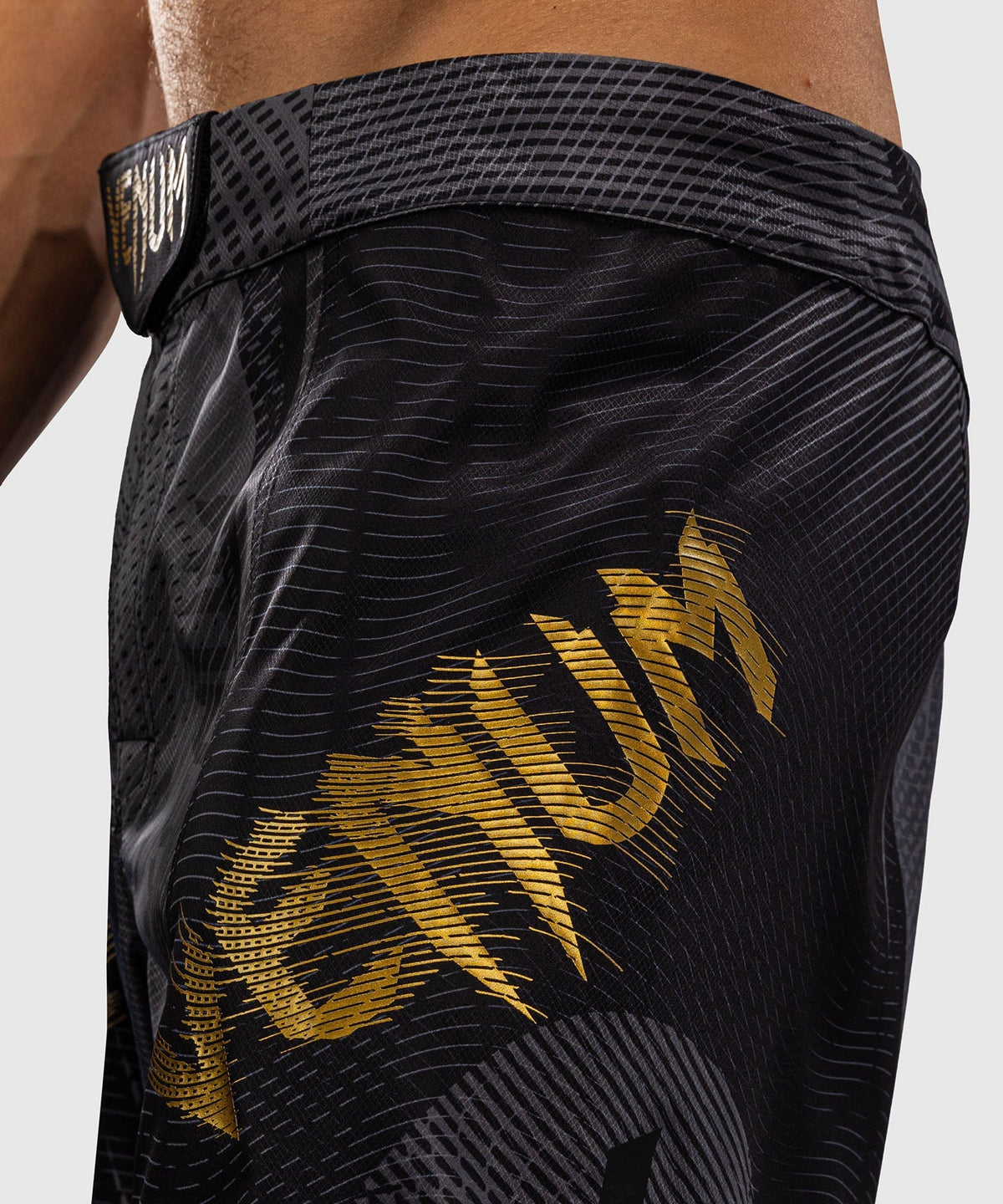 Venum MMA-Shorts Galactic 3.0 – Schwarz/Gold
