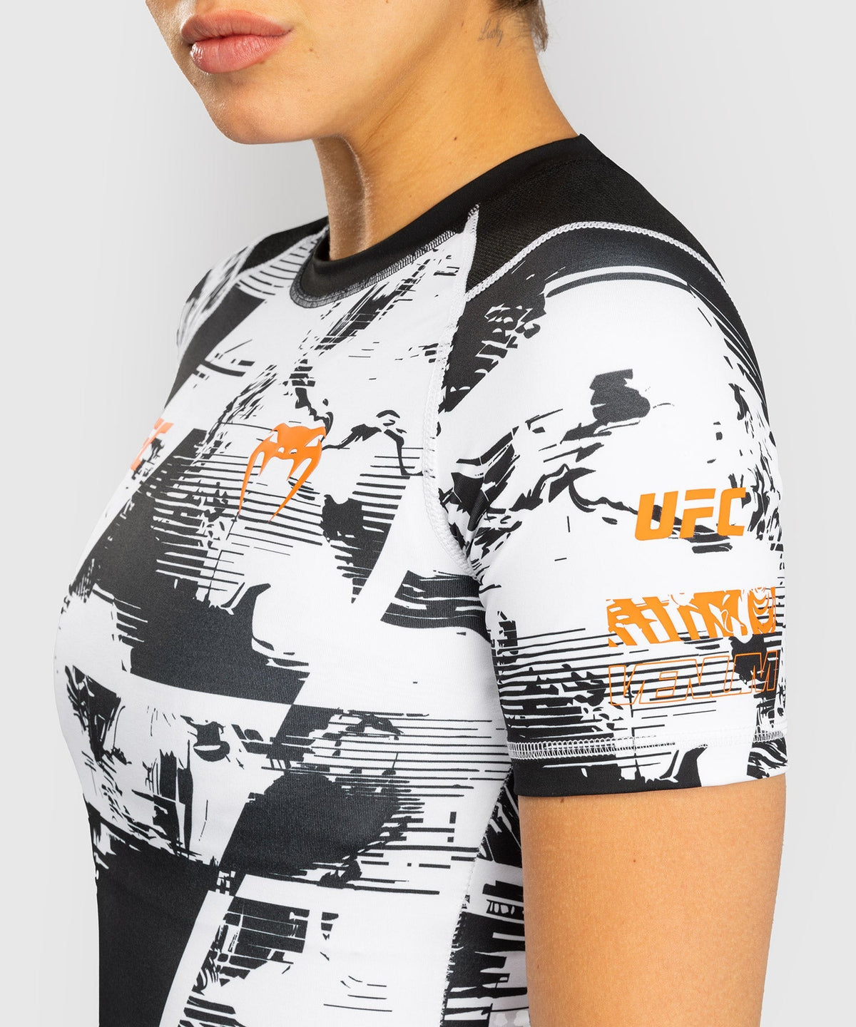 Venum UFC Rashguard Zenith Damen - Weiß