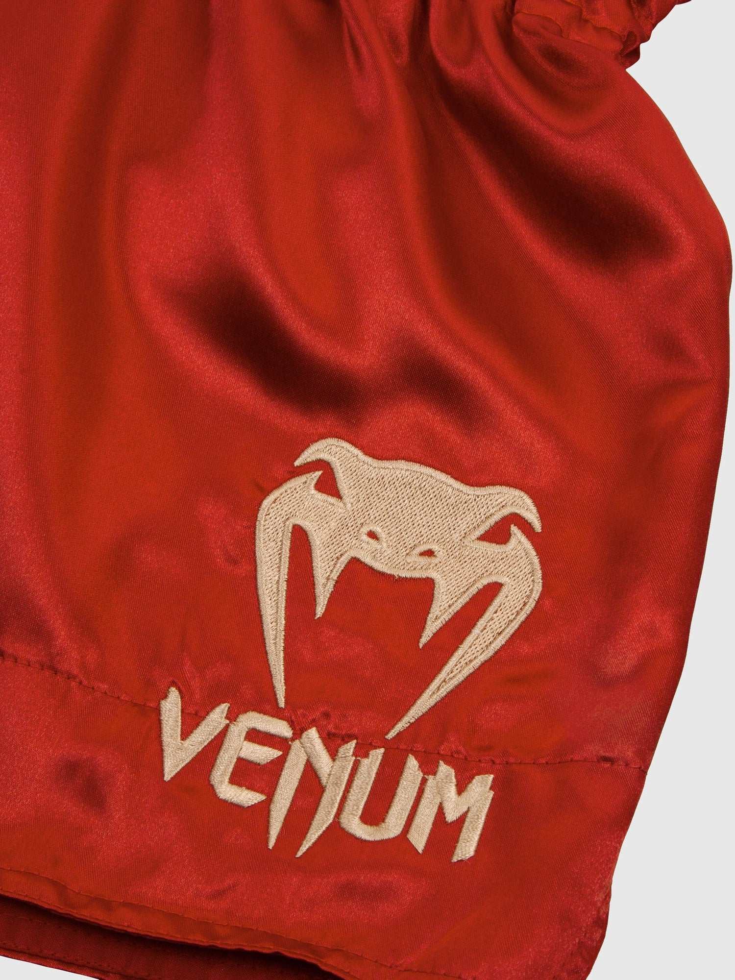 Venum Muay Thai Shorts Classic - Rot/Gold